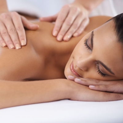 Aromatherapy Half Back Massage 30 mins